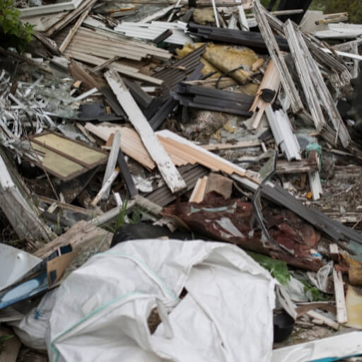 Lomtalanítás, veszélyes hulladék elszállítás gyorsan